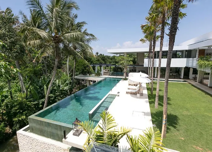 Villa Sapta Bayu - Luxurious Heaven In The Heart Of Canggu